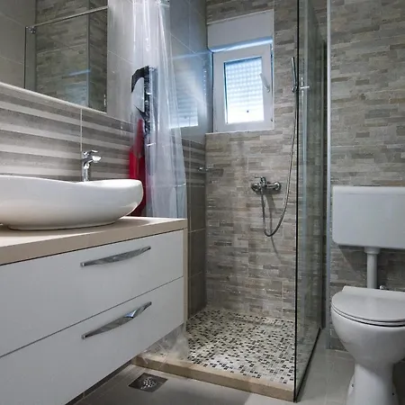 Stipe Apartment *